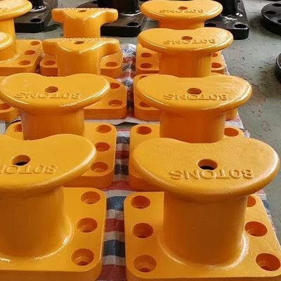80T Small Mooring Bollards Kidney Type Cast Iron Pier Bollards Polished Ship Docking