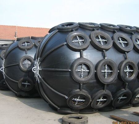 Custom Thickness Rubber Layer Inflatable Boat Fender with High Energy Absorption and Corrosion Resistance for Dock Protection