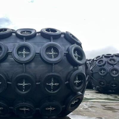 3.3m×6.5m High-Strength ISO 17357 Certified Pneumatic Rubber Fender – Marine Vessel Collision Protection Fender with Reinforced Tire Net & Precision Piston Component