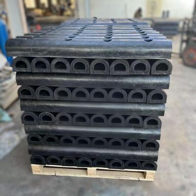 Natural Rubber D Type Fender Marine Ship Berthing Protection