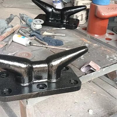 Custom Size Corrosion Resistant Marine Mooring Bollard with High Load-Bearing Capacity for Vessels