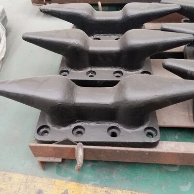 High-Strength Cast Steel Stag Horn Mooring Bollard with Double-Angled Design for 250-Ton Load Capacity