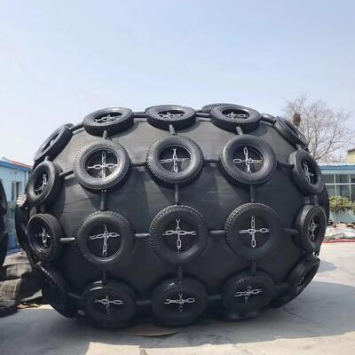 80kpa Yokohama Net Type Floating Pneumatic Marine RubberFenders with Chain and Tire for Ship-to-Ship and Ship-to-Port ISO 17357