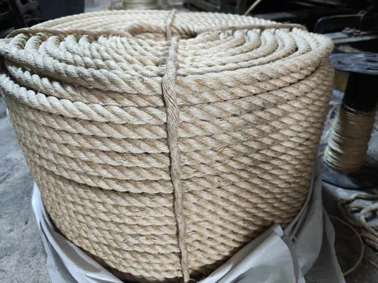 Durable Spliced Strength 3 Strand Twisted Sisal Rope In 220m Coil Length For Packing